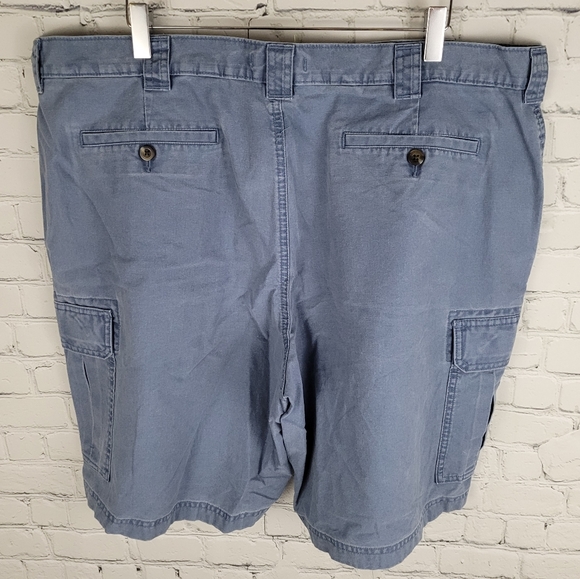 L. L. BEAN | 100% cotton cargo shorts - Picture 4 of 7